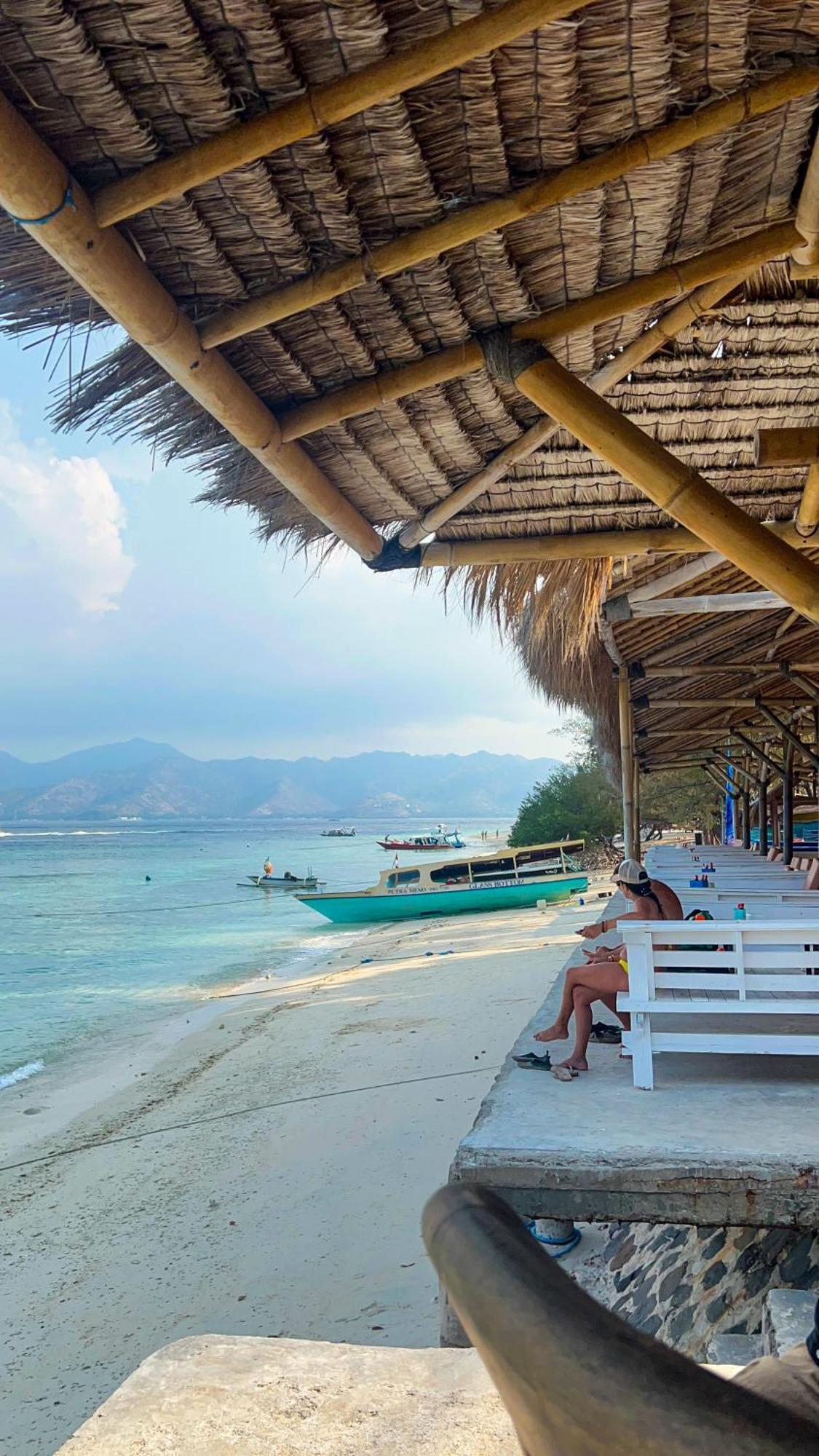 Bronze Bungalows Gili Meno Dış mekan fotoğraf